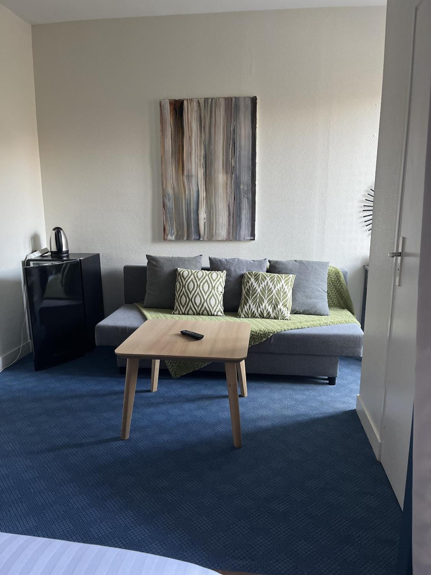 Hotel Des Pins Jullouville-les-Pins Zimmer foto