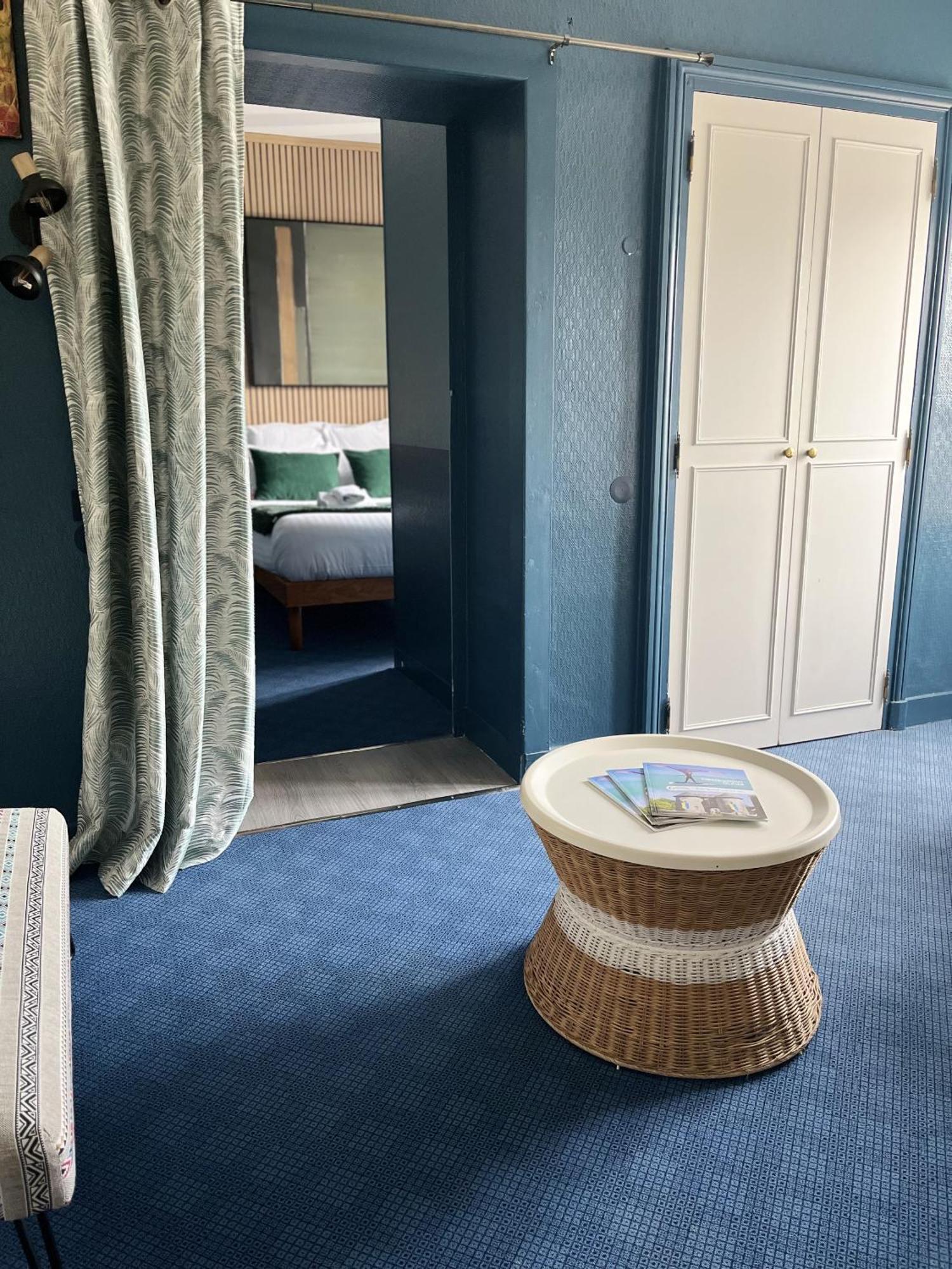 Hotel Des Pins Jullouville-les-Pins Zimmer foto